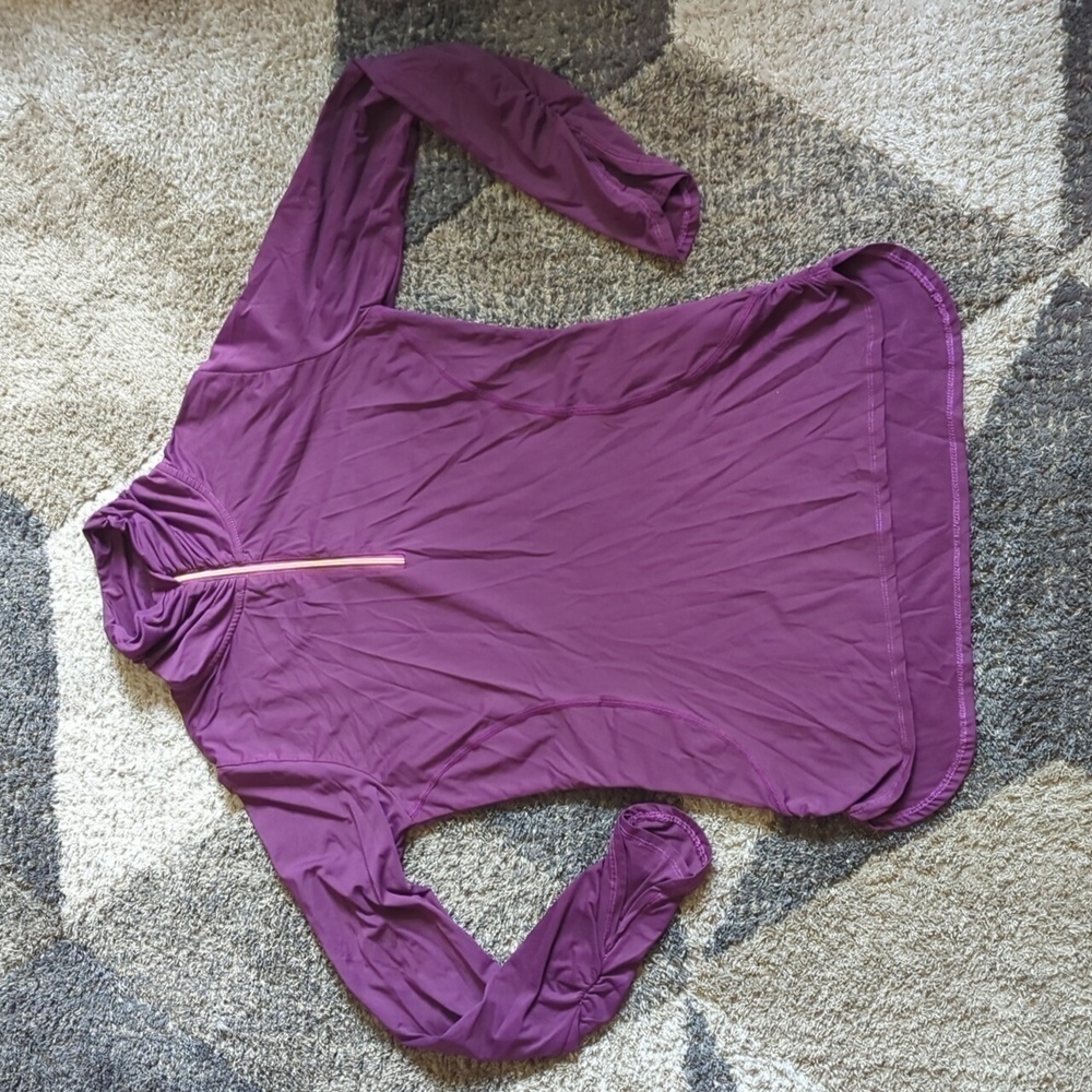 Title Nine 3/4 Zip Long Sleeve Pull Over Top Ruched Side Purple Underlayer